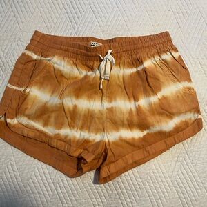 Billabong shorts